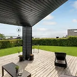 3 Bedroom Stunning In Holiday home