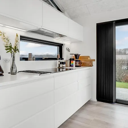 Semesterbostad 3 Bedroom Stunning In *