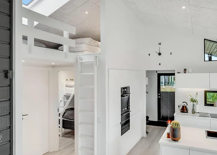 3 Bedroom Stunning In Holiday home Haderslev