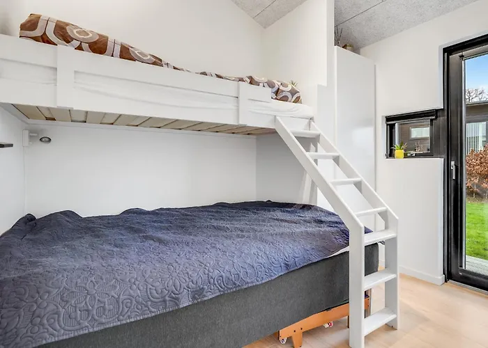 3 Bedroom Stunning In *
