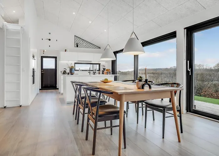 3 Bedroom Stunning In Haderslev
